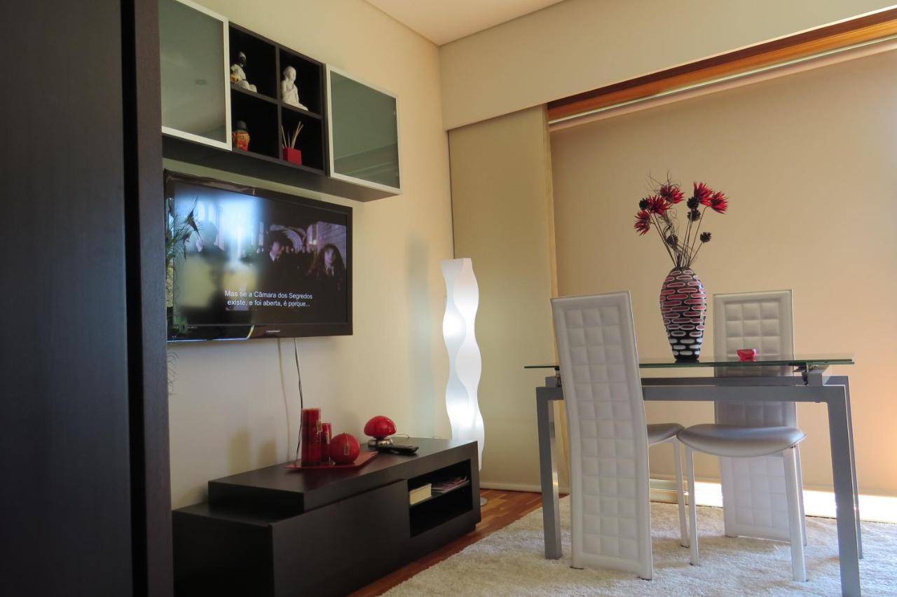 Estudio De Luxo Em Condominio Privado Com Piscina Віана-ду-Каштелу Екстер'єр фото