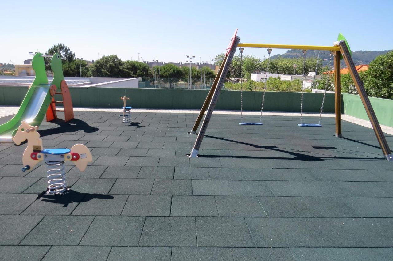 Estudio De Luxo Em Condominio Privado Com Piscina Віана-ду-Каштелу Екстер'єр фото